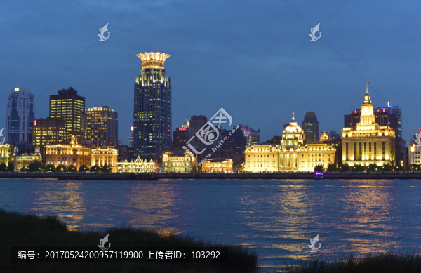 上海外灘萬國建筑群夜景