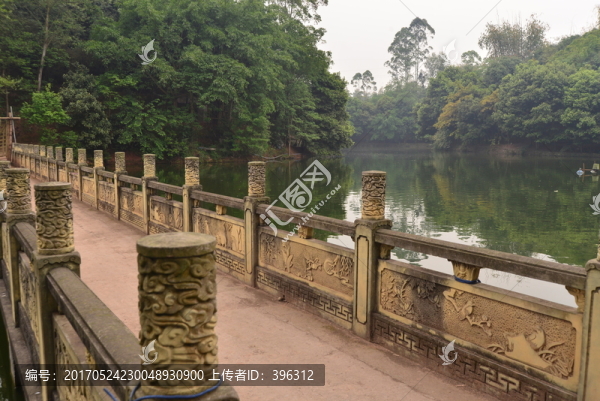山水園林石刻欄桿