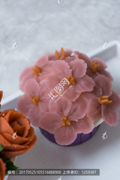 韓式裱花紙杯蛋糕