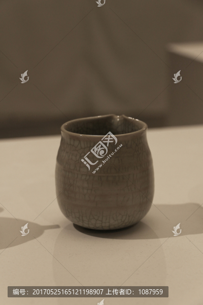 瓷杯