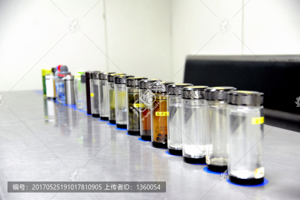水杯