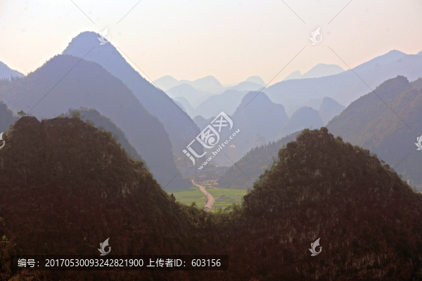 萬(wàn)峰林