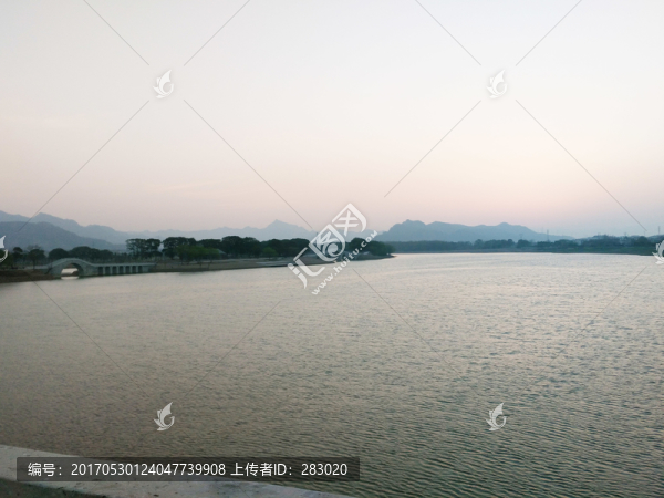 天臺山始豐公園遠(yuǎn)景c