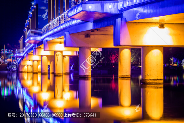 景觀橋夜景