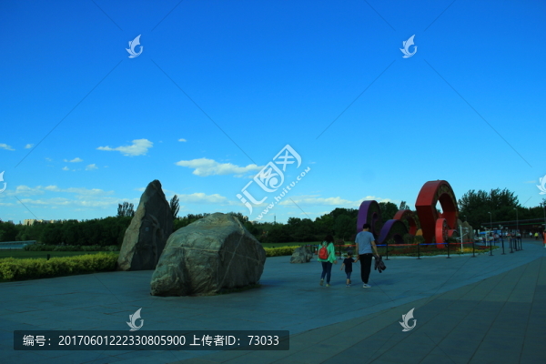 廣場(chǎng)