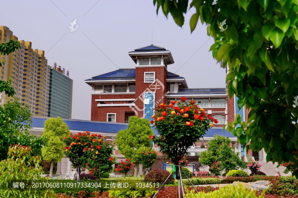 實(shí)驗(yàn)學(xué)校校園風(fēng)光
