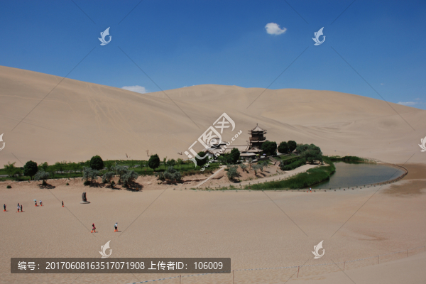 敦煌鳴沙山月牙泉風(fēng)景區(qū)