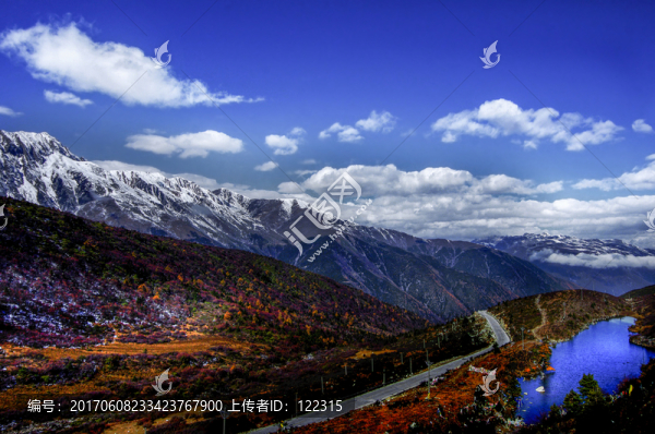 高山湖泊