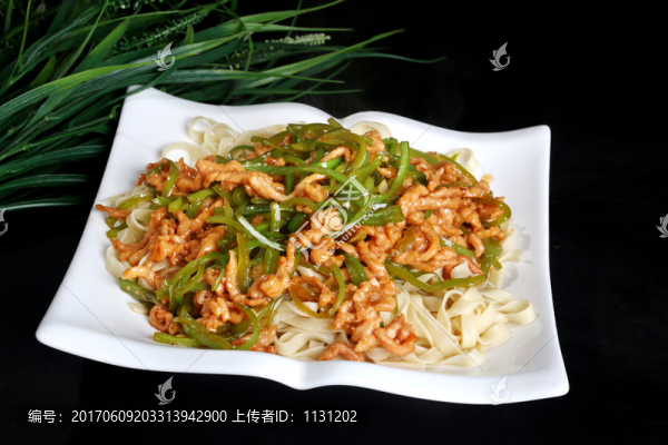 尖椒肉絲蓋面