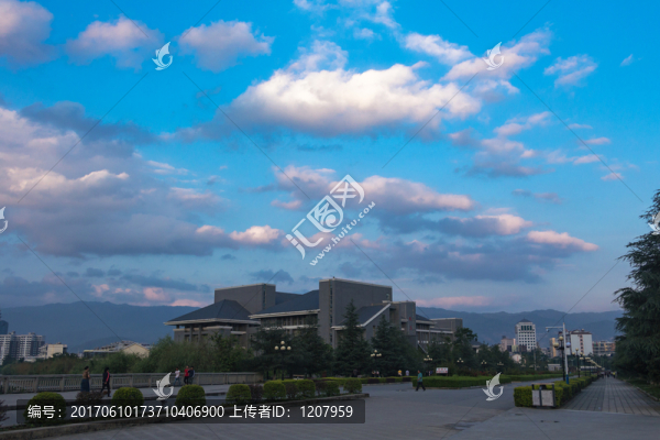 滇西科技師范學(xué)院
