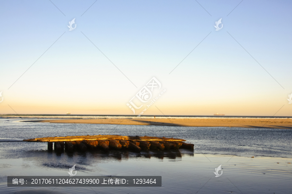 海邊晨曦