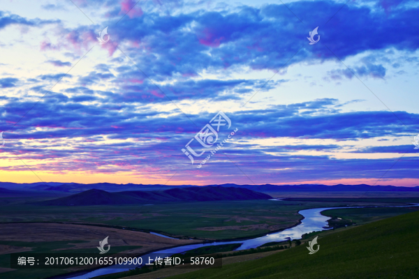牧場(chǎng)河灣暮色風(fēng)景