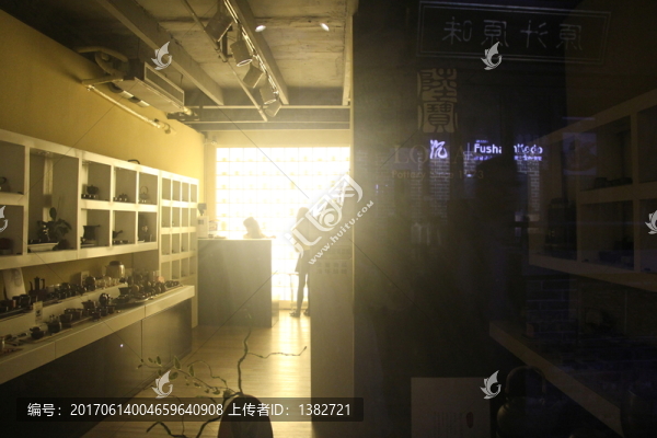 正準備下班的店