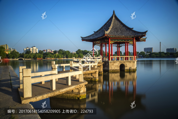 大明湖風光