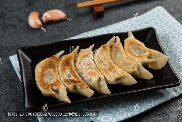 煎餃-匯圖網(wǎng) www.fosd68.com 煎餃