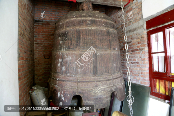 鐘,鐵鐘,敲鐘,撞鐘,佛教,寺