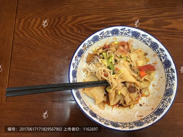 剩飯,吃剩的面片