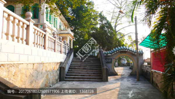潮州金山中學(xué)