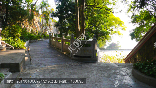 潮州金山中學(xué)