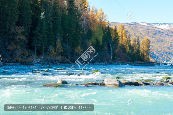 喀納斯清澈浪花,新疆風(fēng)景