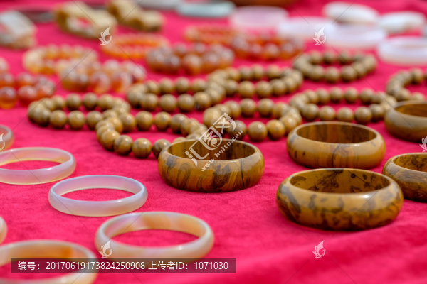 玉石手鐲手鏈展臺