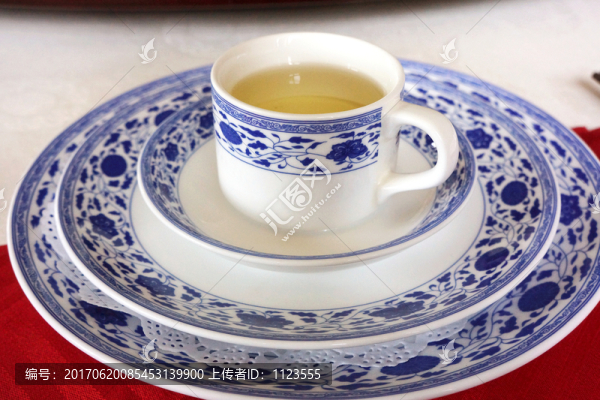 青花茶碗
