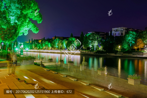 東關(guān)碼頭夜景