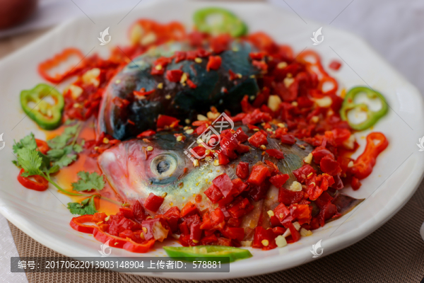 剁椒魚頭