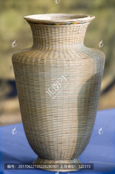 竹編花瓶