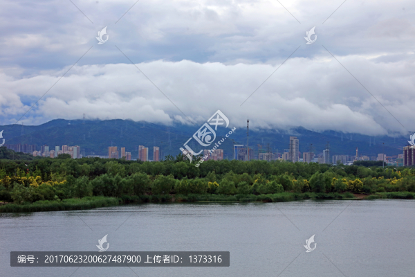 雨后烏云