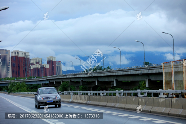 雨后烏云