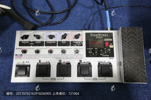 電吉他效果器
