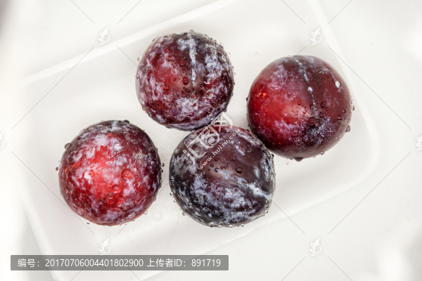 黑布朗,黑布林,黑李子,紅李