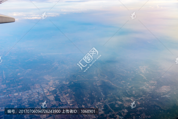 飛機(jī)上航拍
