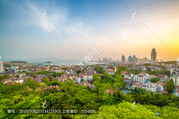 夕陽下的青島