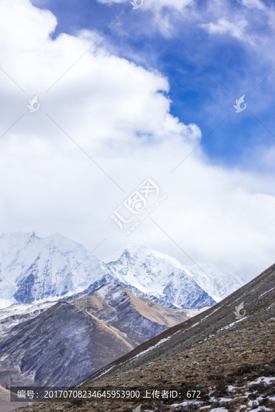 貢嘎雪山