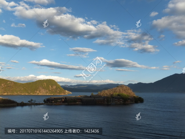 湖光山色