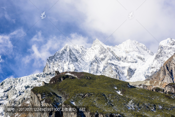 雪山美景