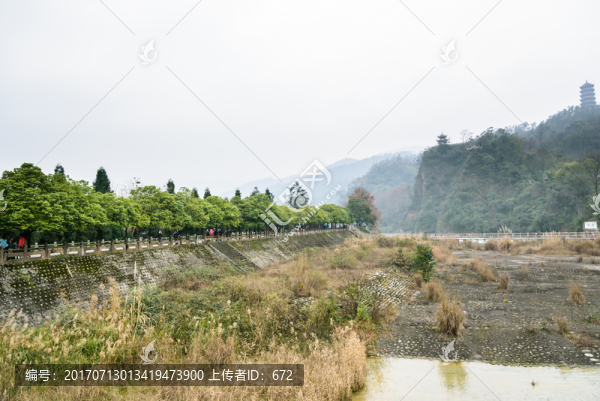 人字堤