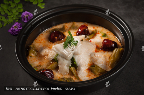 酸菜泡椒龍魚柳