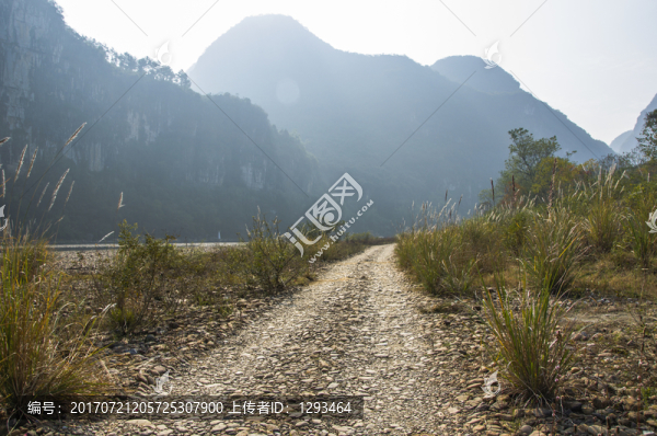 鄉(xiāng)村小路