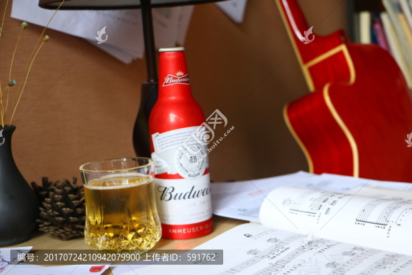 啤酒