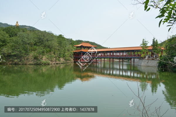 橫山寺亭臺(tái)水榭