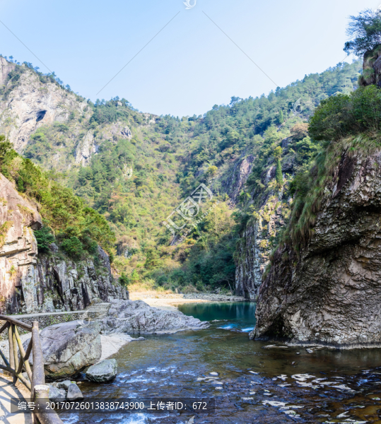 石桅巖景區(qū)山水風(fēng)光