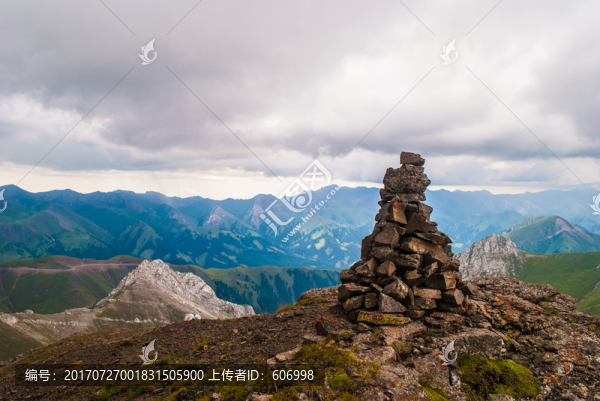 新疆天山山脈