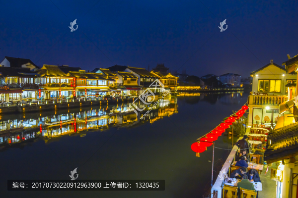 古鎮(zhèn)夜景