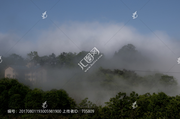 山中迷霧