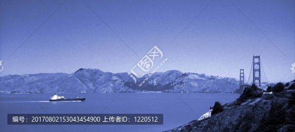 藍(lán)色的