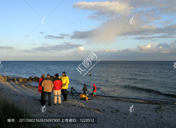 海灘釣魚