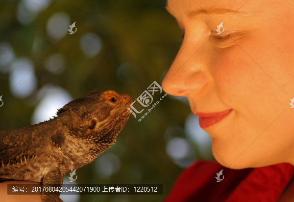 女人